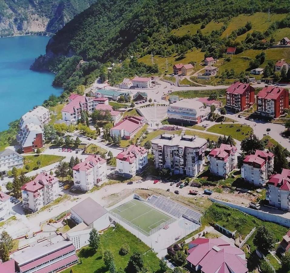 Apartment Holiday Lake - Piva 2022 Pluzine Bagian luar foto