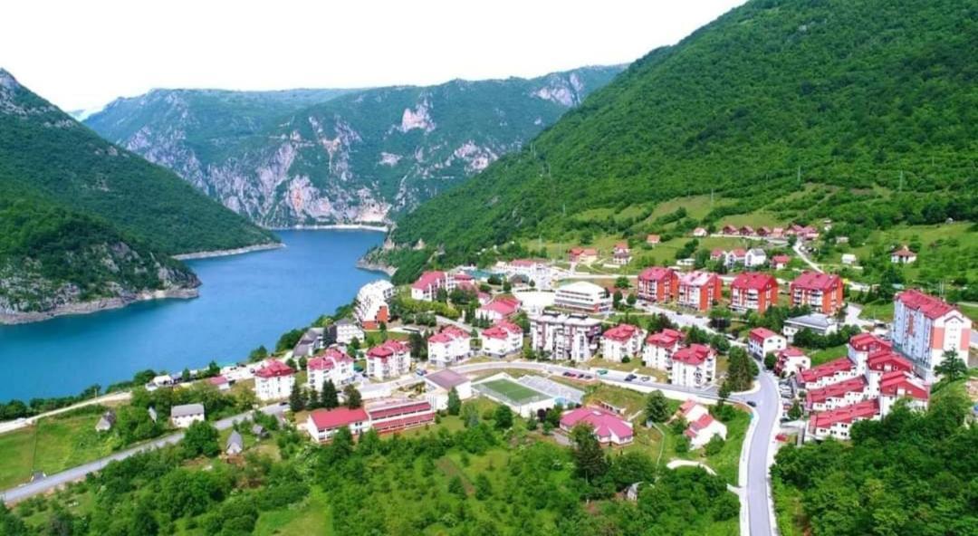 Apartment Holiday Lake - Piva 2022 Pluzine Bagian luar foto