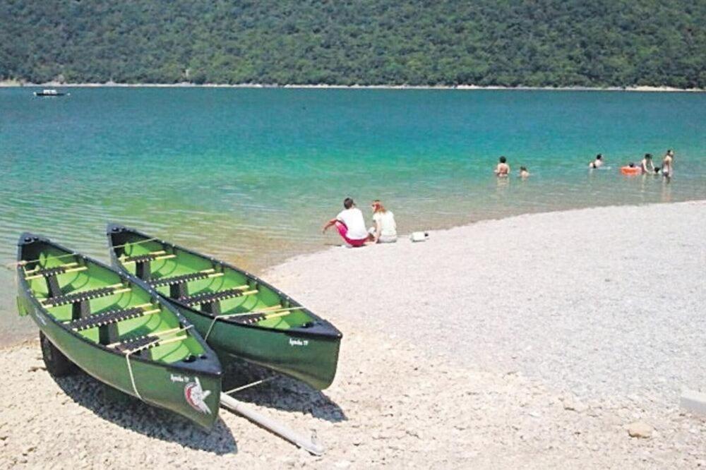 Apartment Holiday Lake - Piva 2022 Pluzine Bagian luar foto